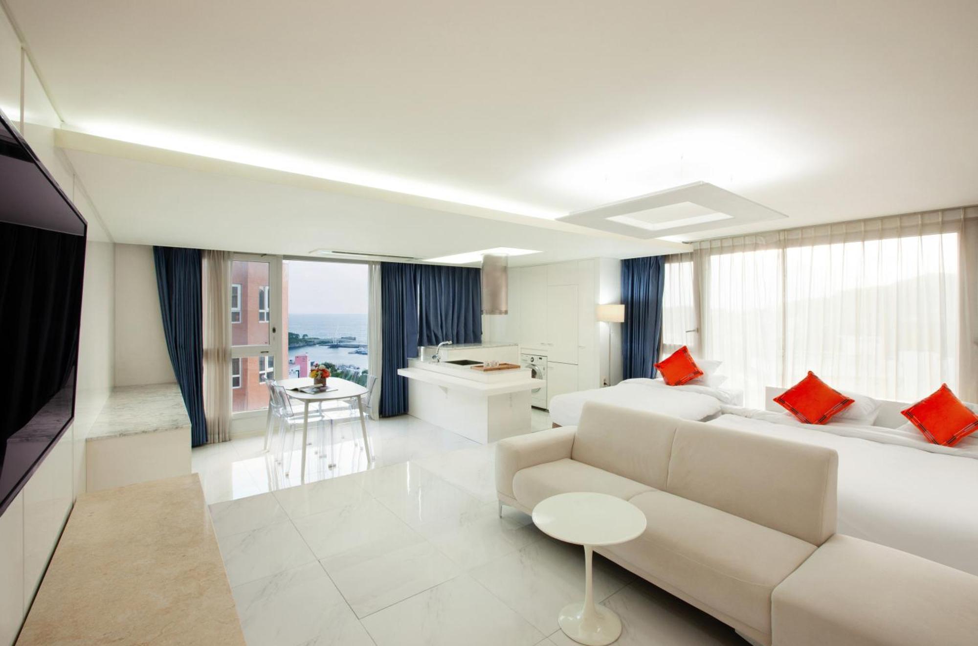 Shin Shin Hotel Jeju Ocean Σεογκουίπο Εξωτερικό φωτογραφία