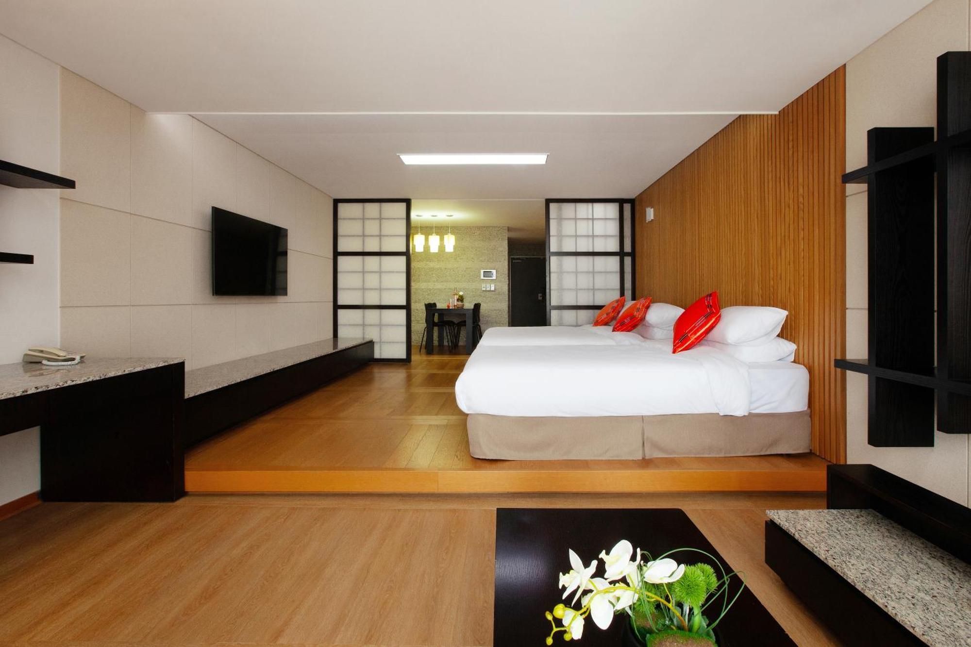 Shin Shin Hotel Jeju Ocean Σεογκουίπο Εξωτερικό φωτογραφία
