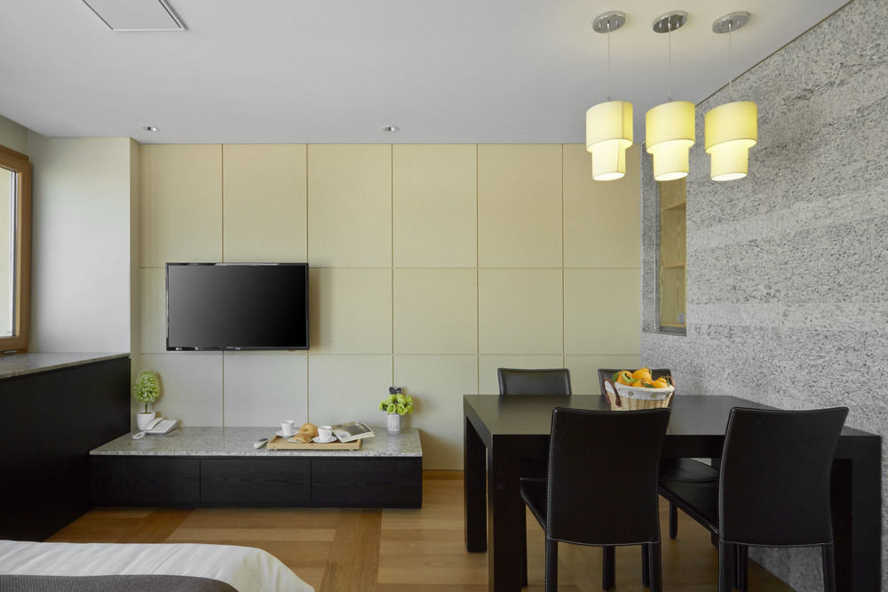 Shin Shin Hotel Jeju Ocean Σεογκουίπο Εξωτερικό φωτογραφία